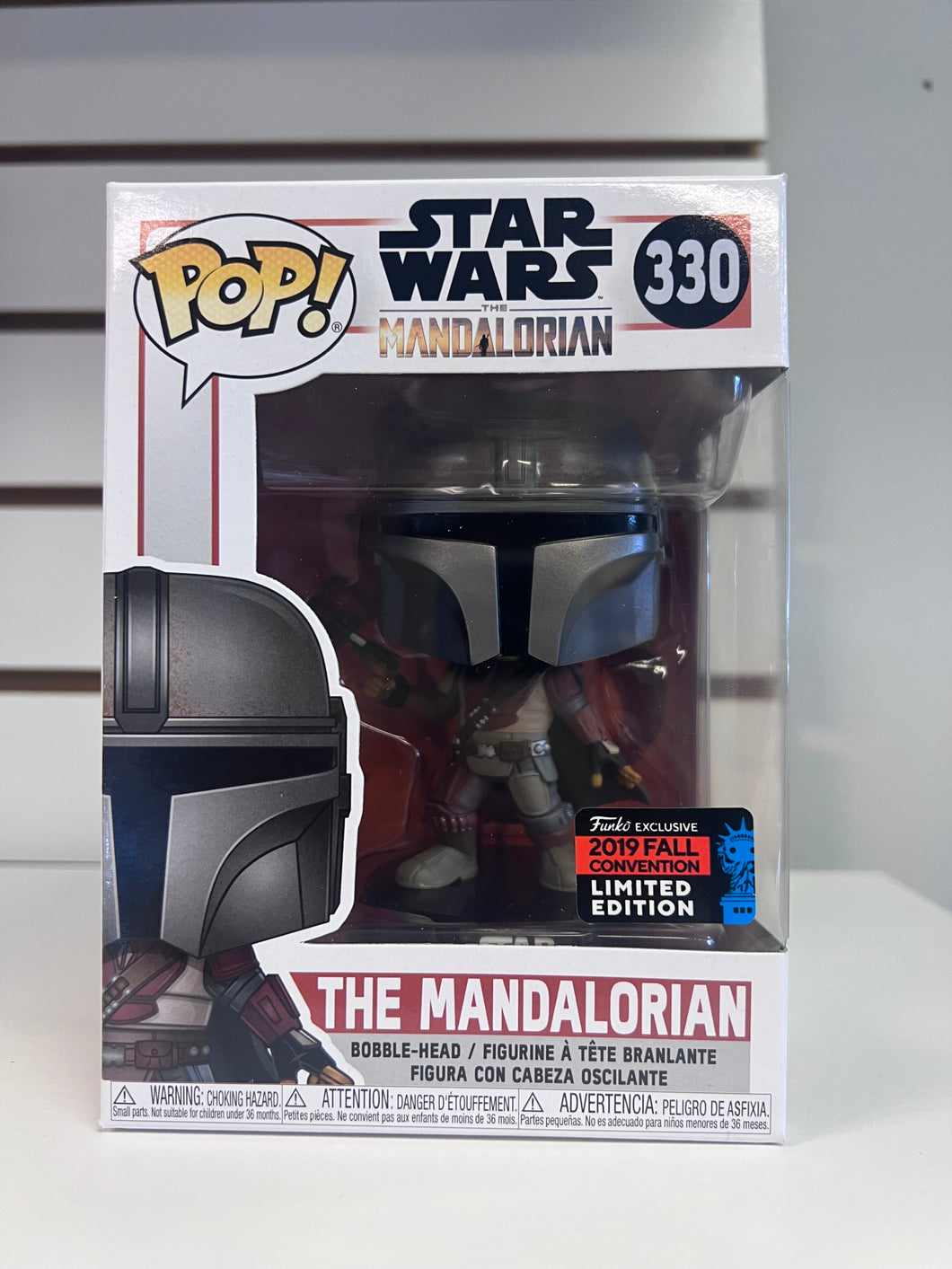 Funko Pop The Mandolorian (Pistol) [Shared Sticker]