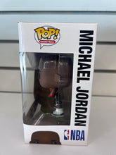 Funko Pop Michael Jordan (Black Alternate Jersey)