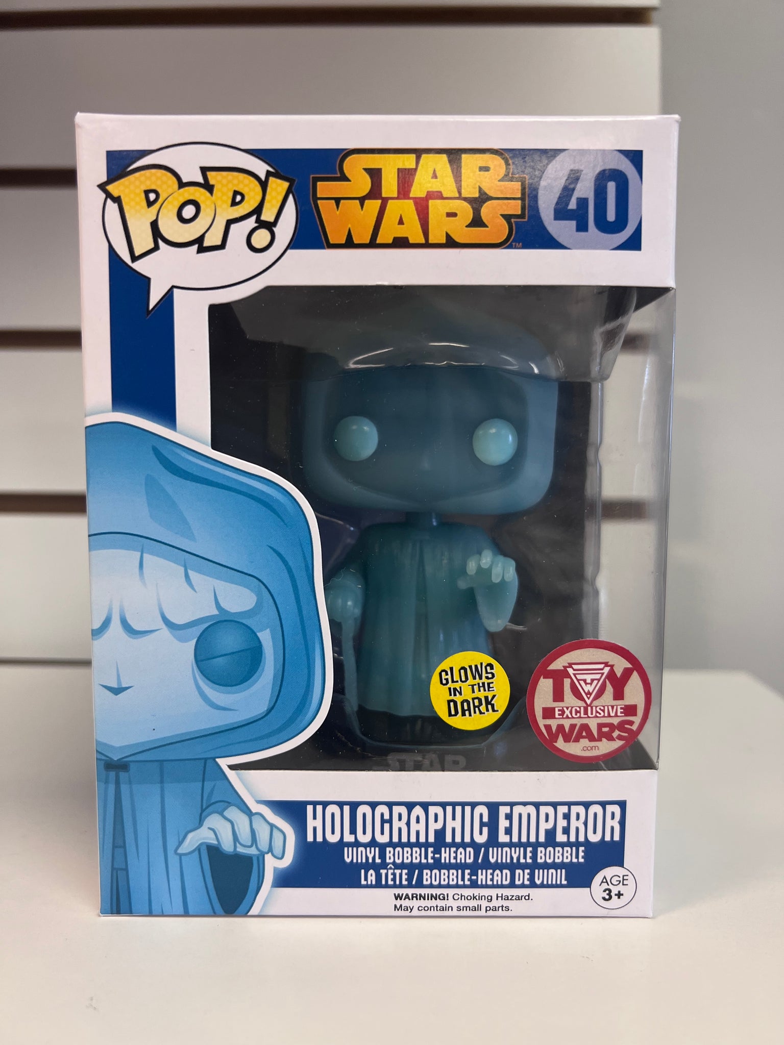 Funko Pop Holographic Emperor Palpatine (Glow)