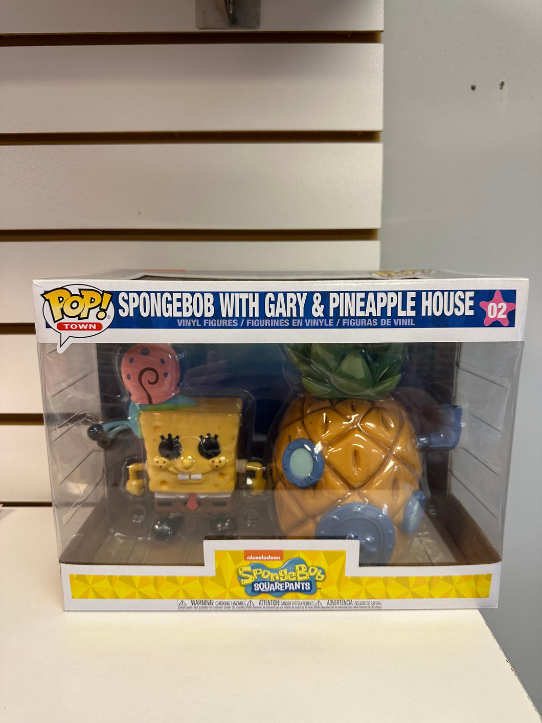 Funko Pop Spongebob with Gary & Pineapple House