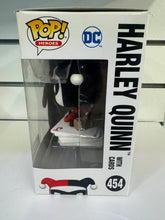Funko Pop Harley Quinn With Cards