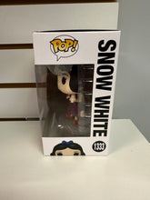 Funko Pop Snow White in Cleaning Rags (with Birds)