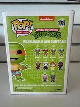 Funko Pop Michelangelo with Surfboard (Con Sticker)