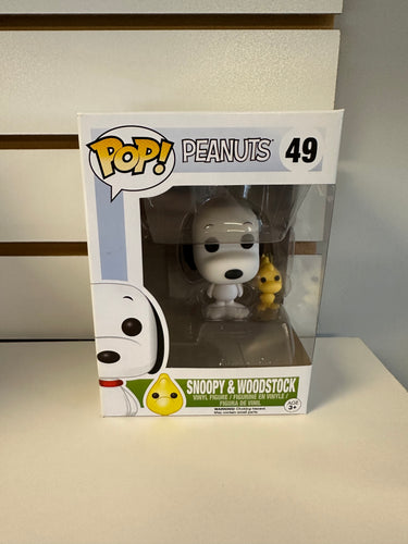 Funko Pop Snoopy and Woodstock