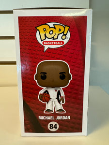 Funko Pop Michael Jordan (White Warm-Ups)
