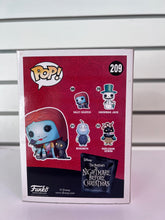 Funko Pop Sally (Seated) (Glow in the Dark) with Cat (Flocked)