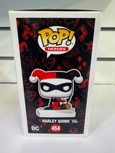 Funko Pop Harley Quinn With Cards